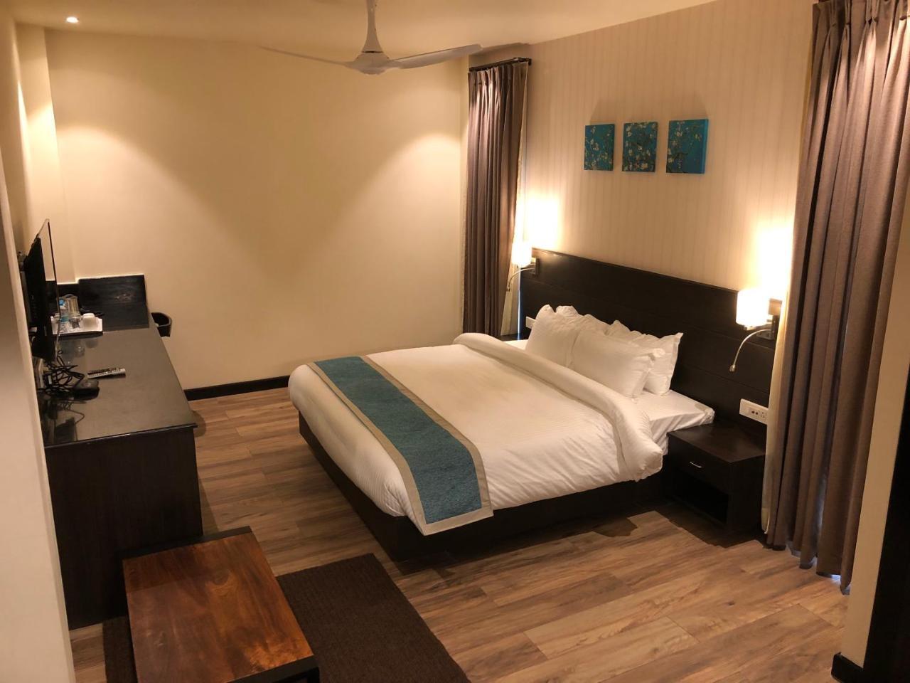 The Loft Executive Inn Shillong Ngoại thất bức ảnh